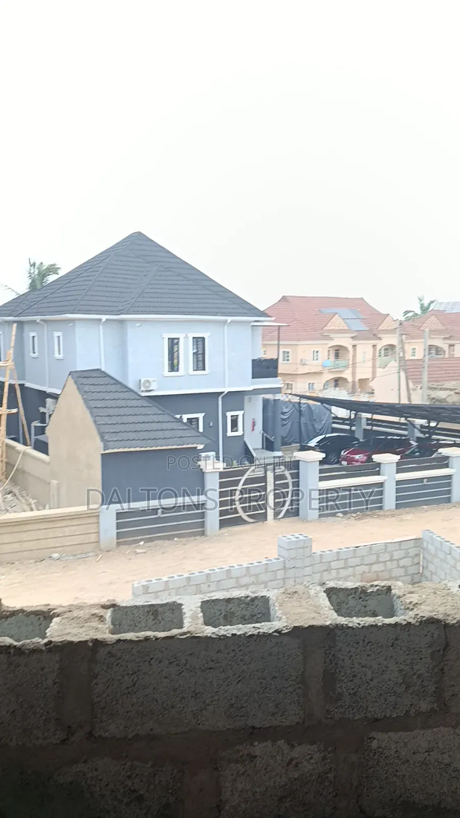 4bdrm Duplex in Aco District, Sabon Lugbe for sale in Sabon Lugbe