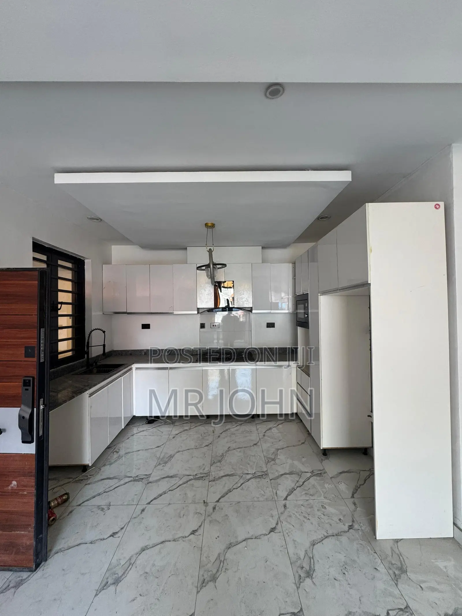 2bdrm Apartment in Ikate D Man Pr, Lekki for rent in Lekki