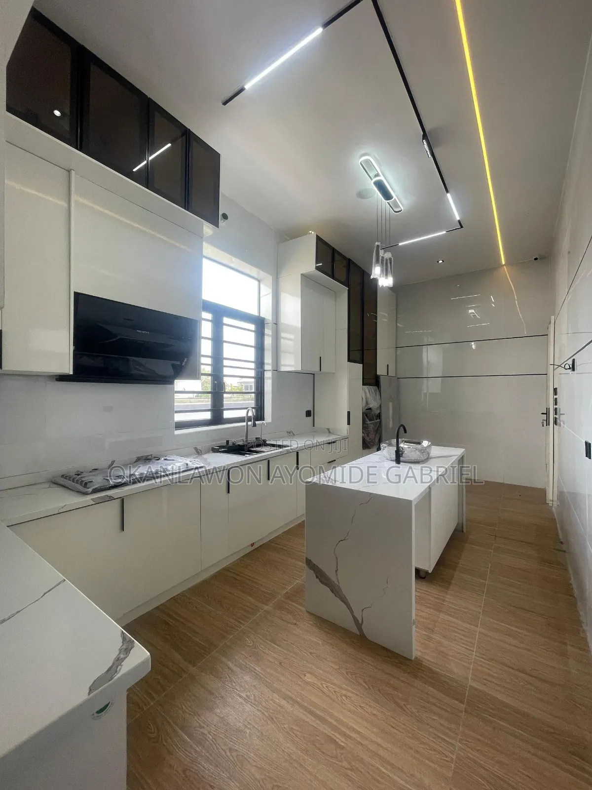 5bdrm Duplex in VGC / Ajah for sale in VGC / Ajah