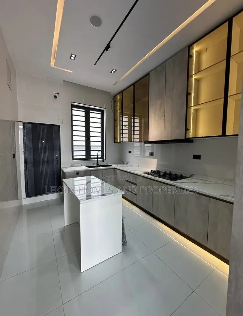 4bdrm Duplex in A Well Secured, Ikota for sale in Ikota