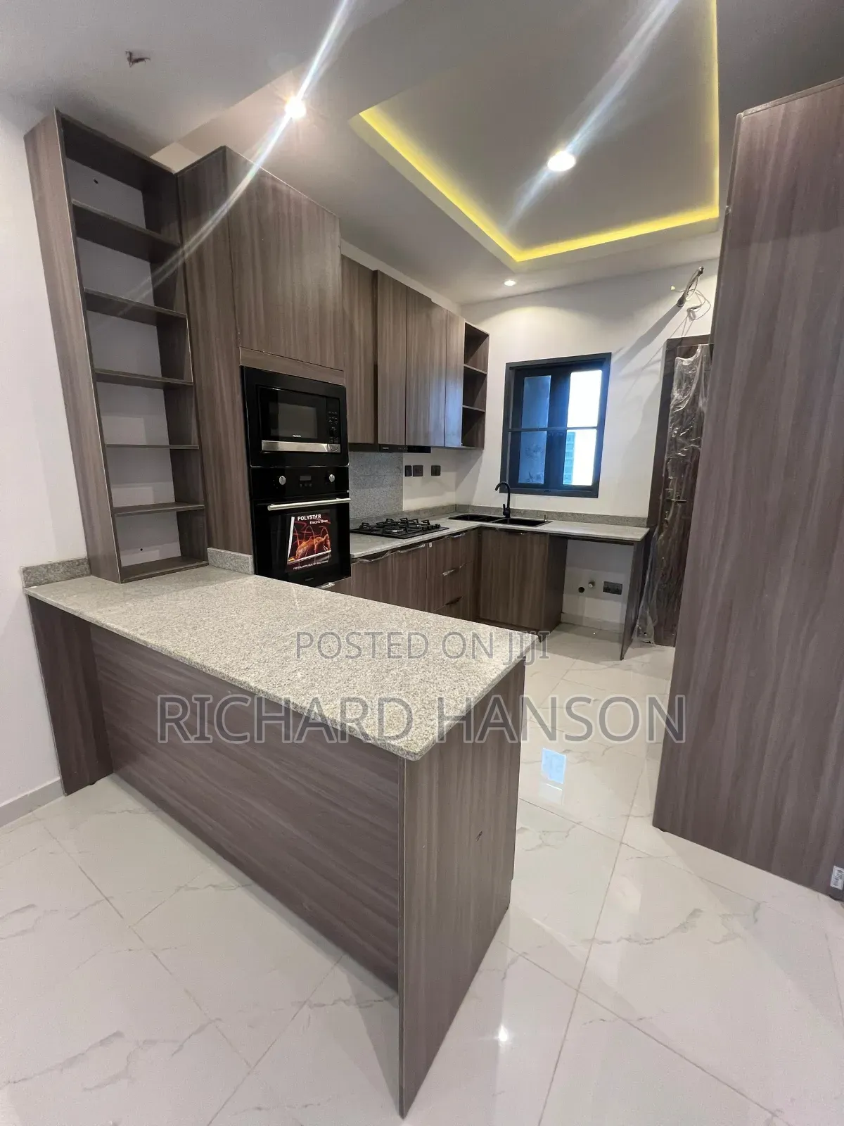 2bdrm Apartment in Salem Lekki, Ikate for rent in Ikate
