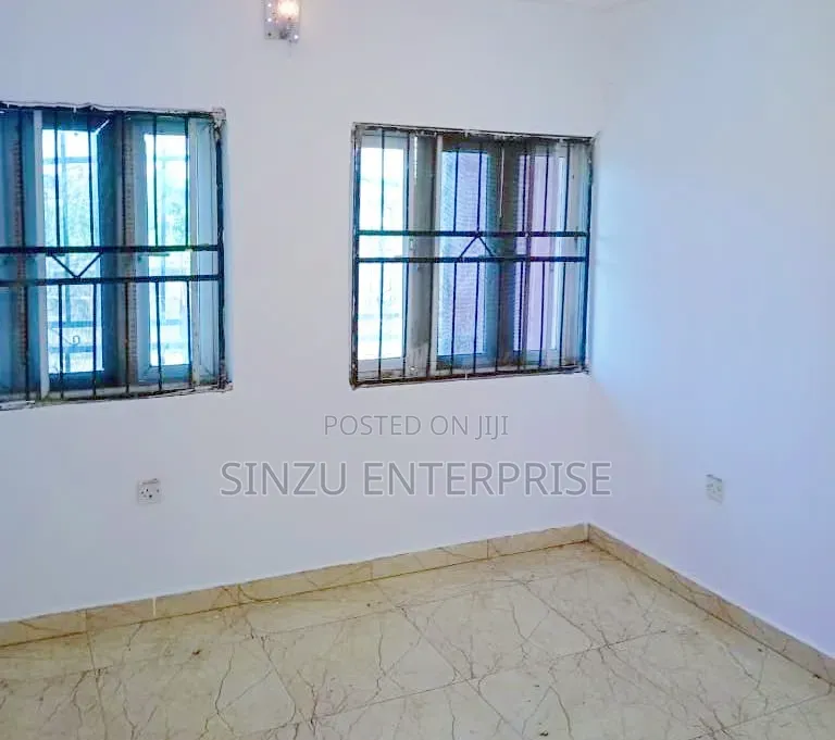 1bdrm Shared Apartment in Orchid, Chevron for rent in Chevron