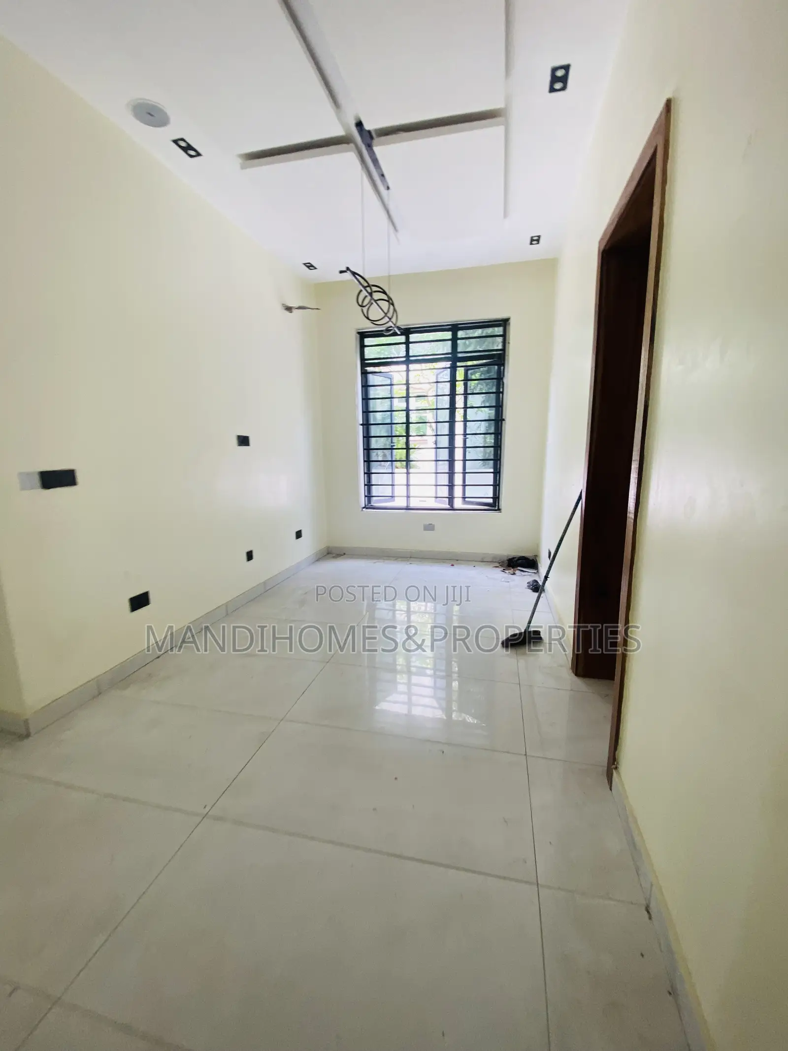 5bdrm Duplex in Royal Garden Estate, Ajah for rent in Ajah