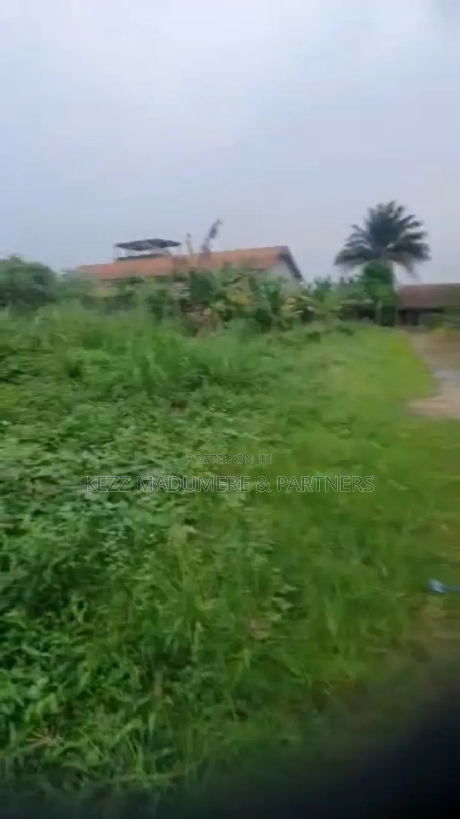 For Sale : Sizeable Warehouse on 23 Plots at Nta / Aparrlink Rd, Ph in Rumuigbo