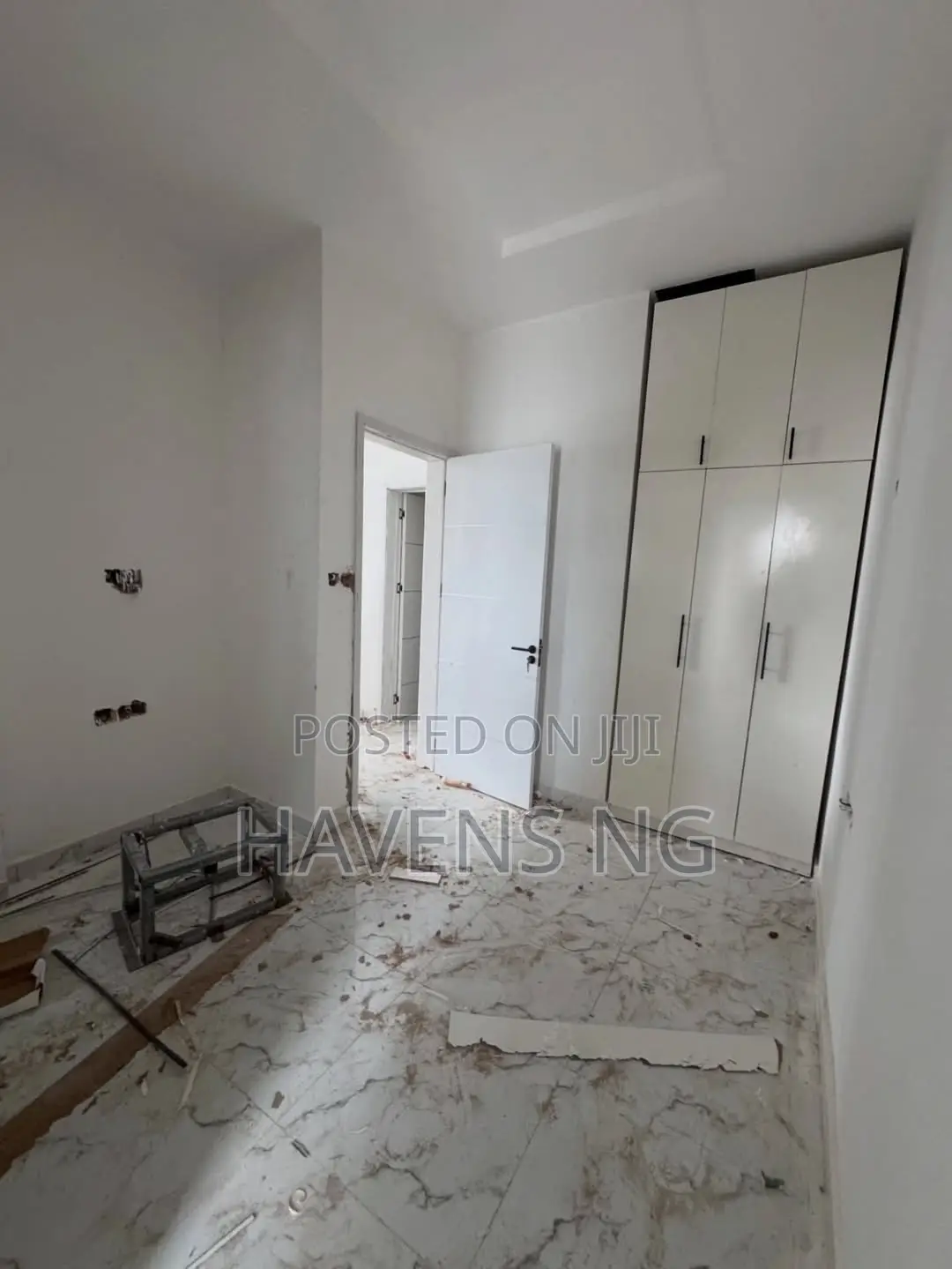 4bdrm Duplex in Eliozu for sale in Eliozu