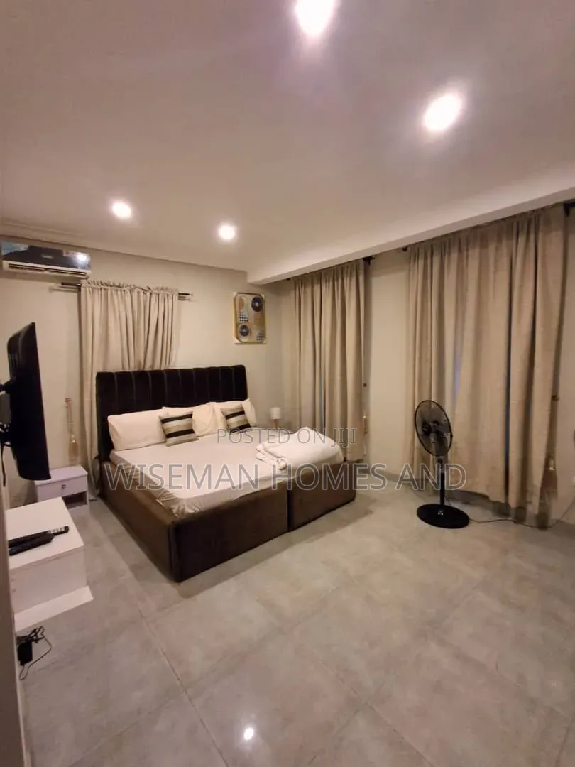 3bdrm Apartment in Megamound Estate, Ikota for sale in Ikota