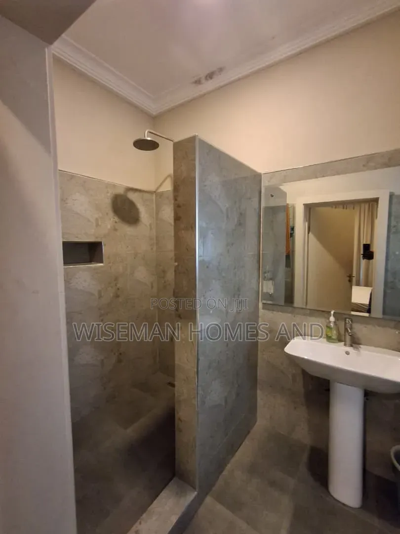 3bdrm Apartment in Megamound Estate, Ikota for sale in Ikota