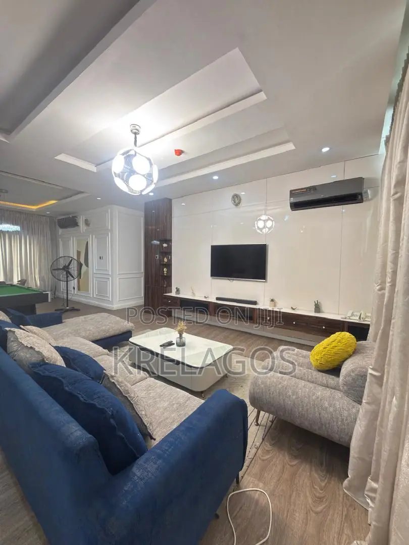 Furnished 3bdrm Apartment in Lekki Phase 1 for rent in Lekki Phase 1