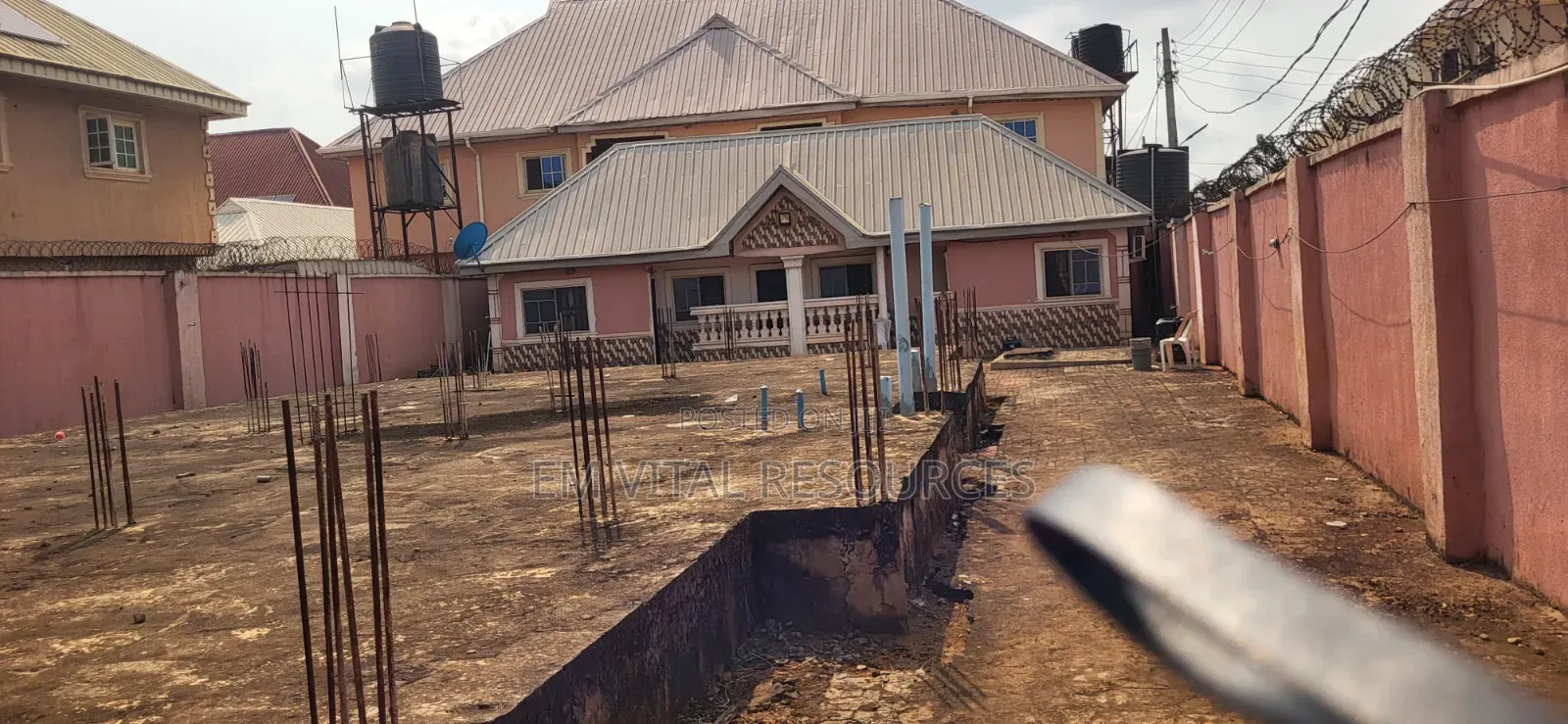 3bdrm Bungalow in Bonsac, Oshimili South for sale in Oshimili South