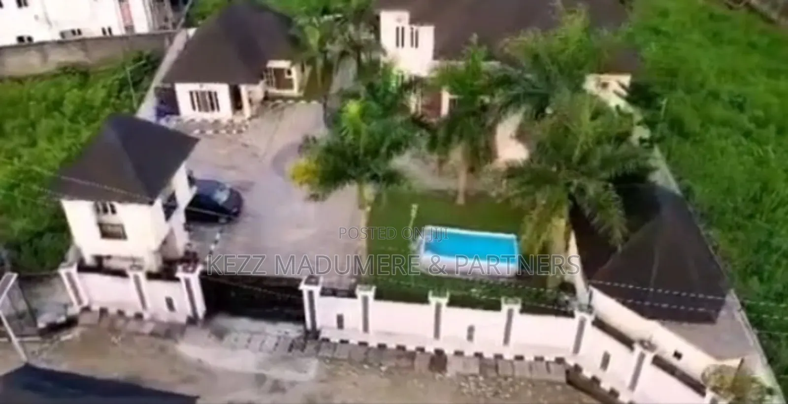 5bdrm Duplex in Gated Street , New for sale in Eliozu