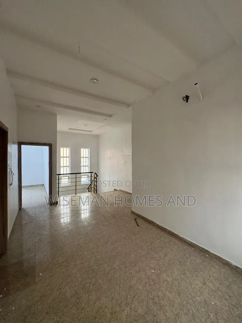 5bdrm Duplex in Agungi Lekki Eti-Osa for rent in Agungi