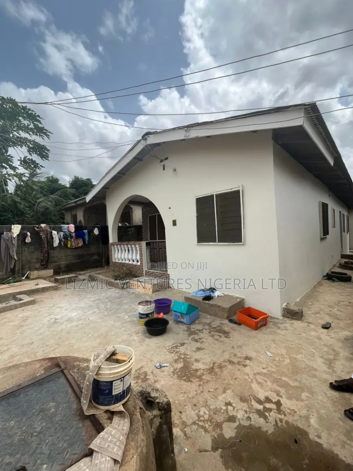 2bdrm Bungalow in Isuti Rd, Igando / Ikotun/Igando for sale in Igando / Ikotun/Igando