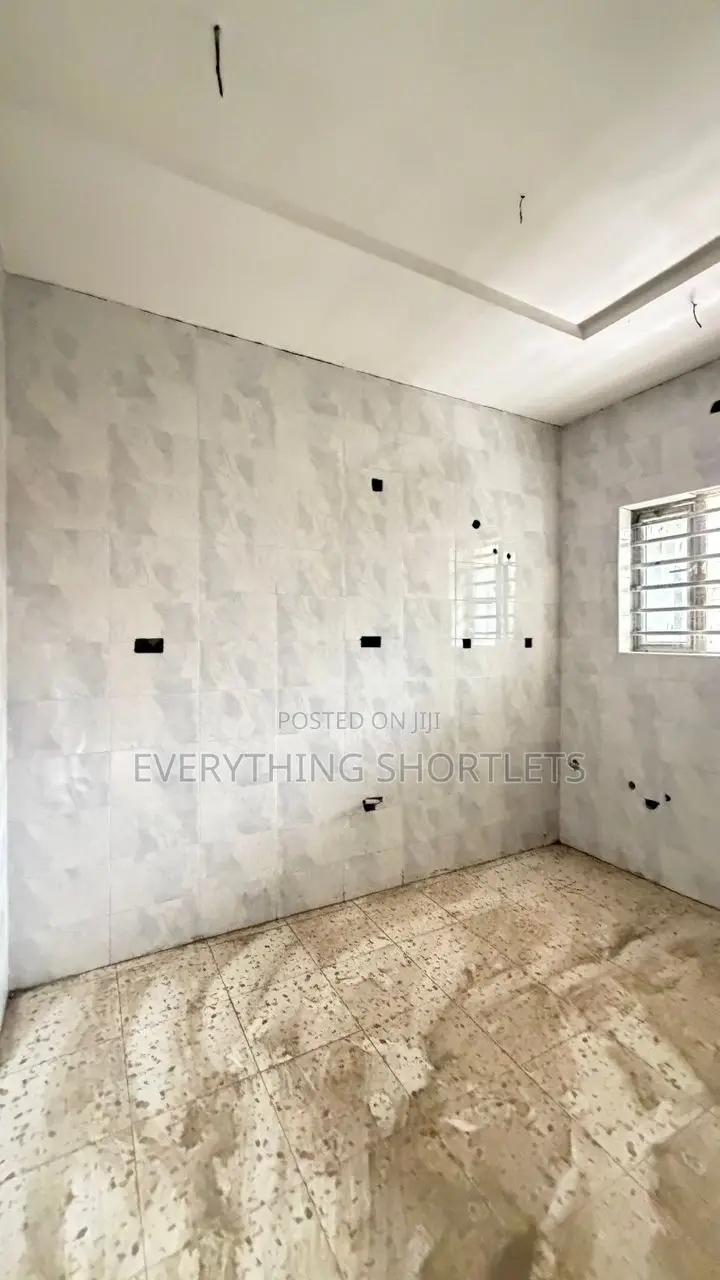 3bdrm Apartment in Lugbe District for sale in Lugbe District