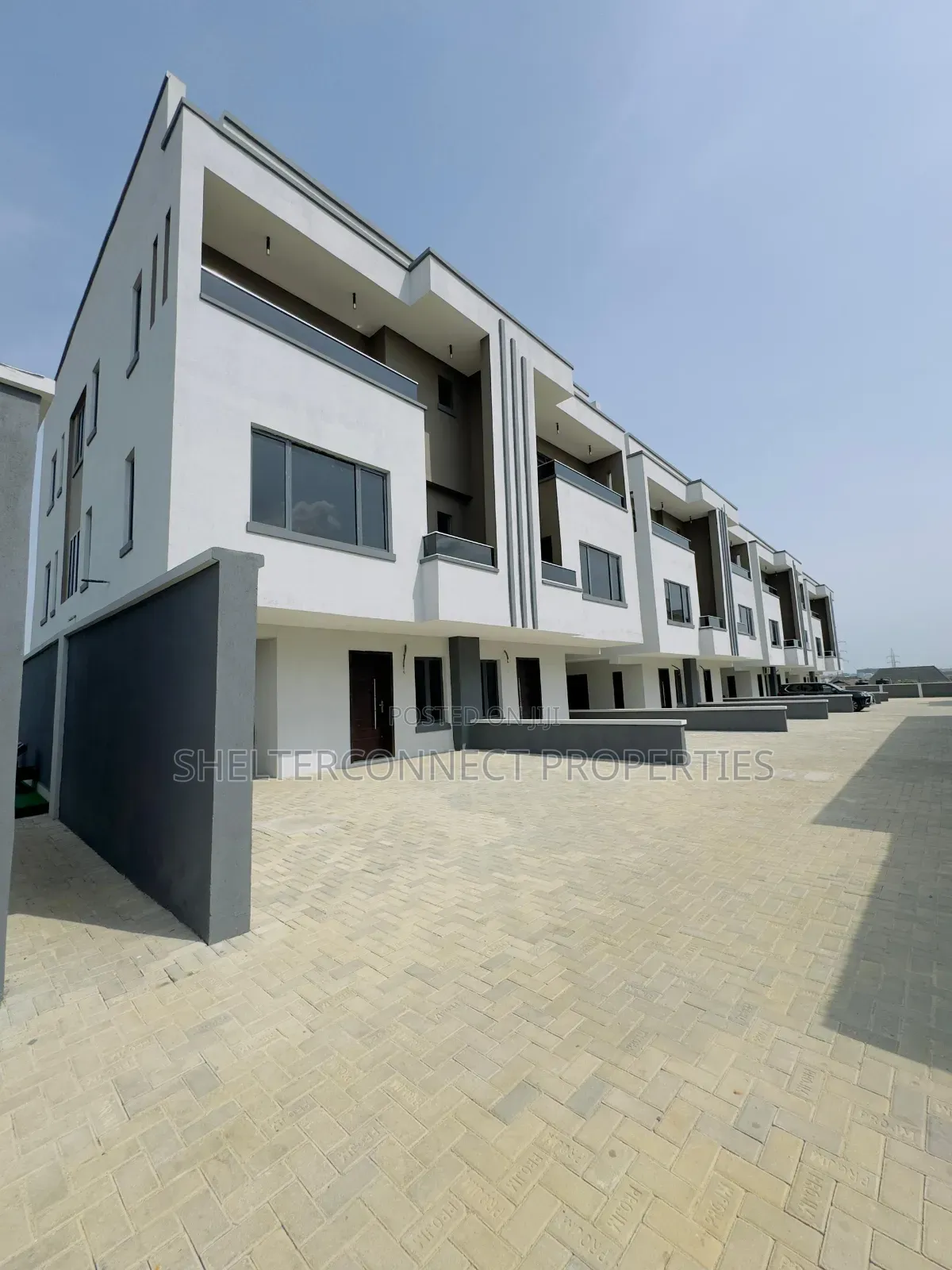 4bdrm Duplex in Ogudu GRA for sale in Ogudu GRA