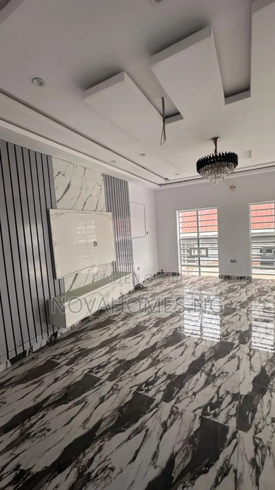 5bdrm Duplex in Ire Akari Estates, Akala Express for sale in Akala Express