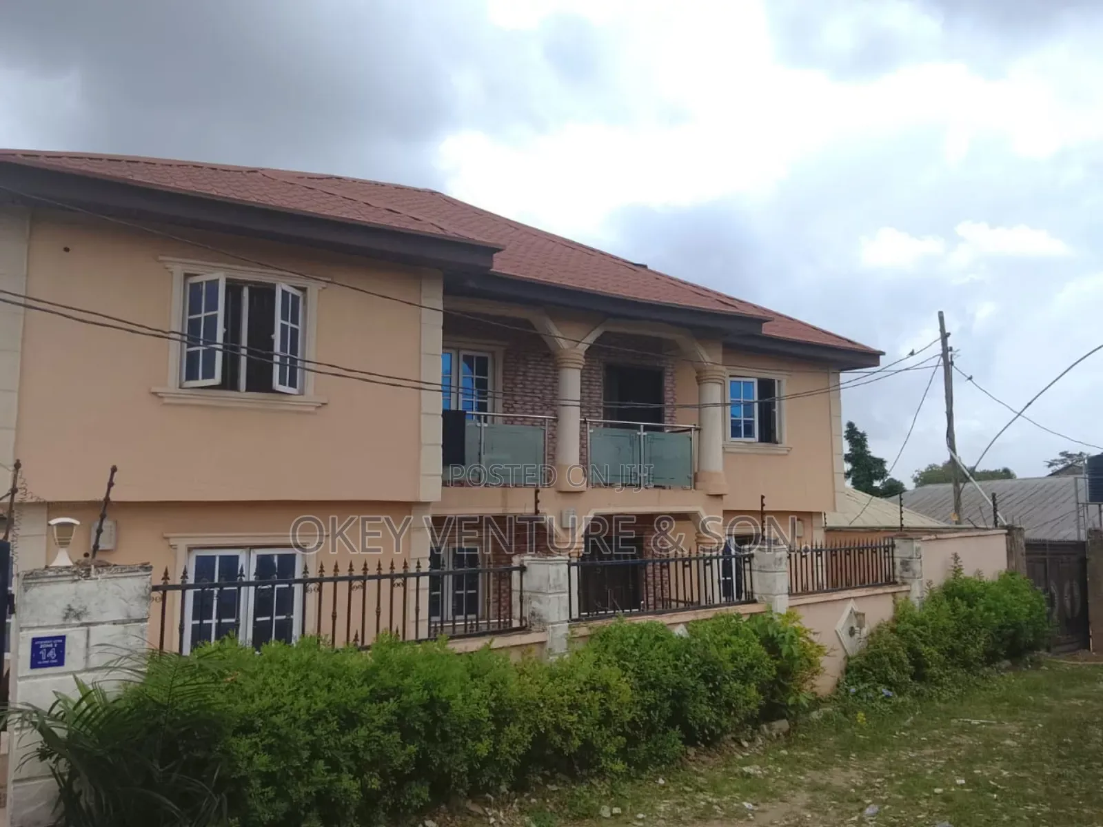 3bdrm Block of Flats in Alakia for sale in Alakia