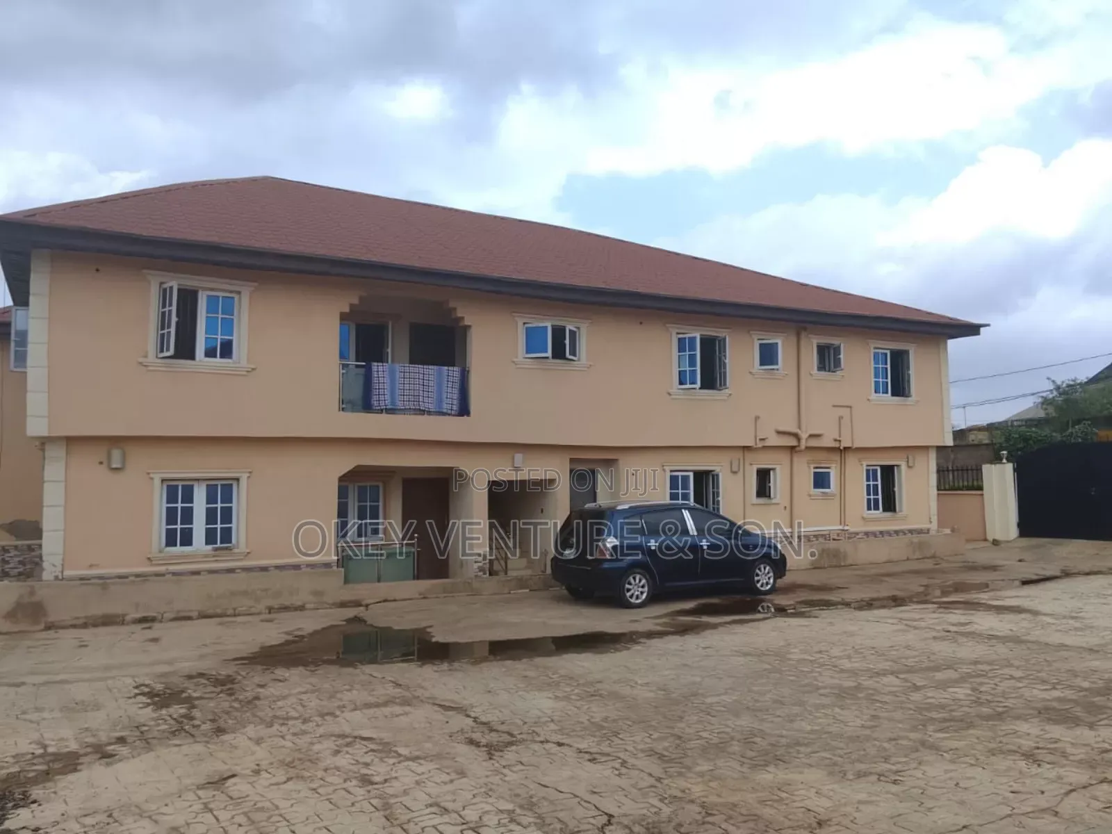 3bdrm Block of Flats in Alakia for sale in Alakia