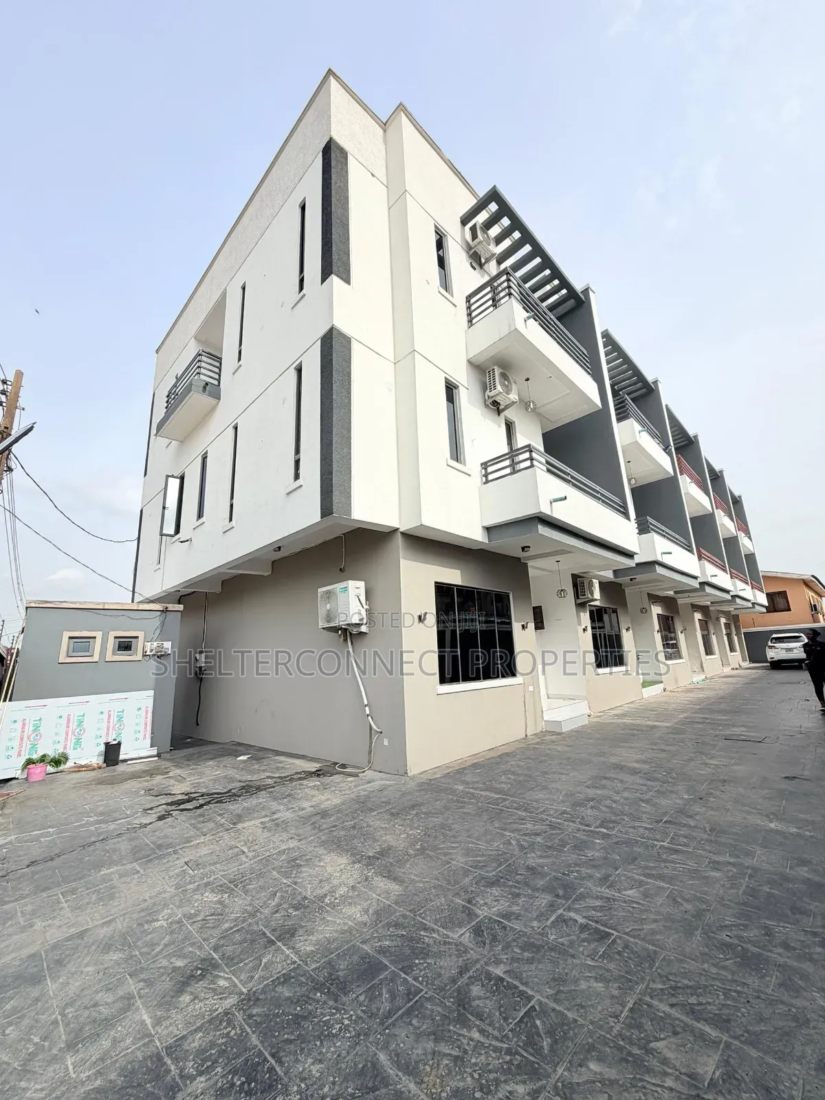 4bdrm Duplex in GRA Phase 1 for sale in GRA Phase 1