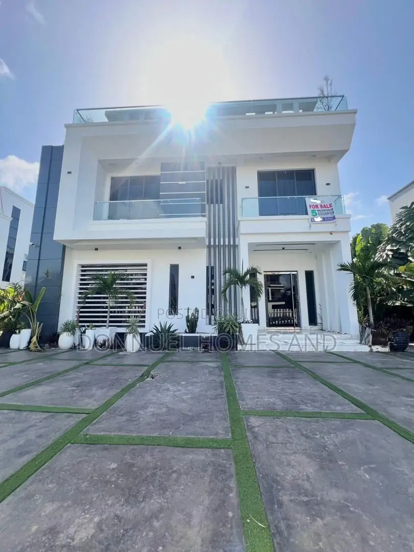 5bdrm Duplex in Osapa london for sale in Osapa london
