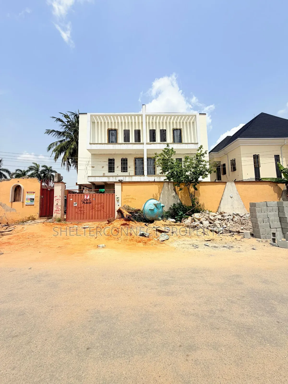 4bdrm Duplex in Omole Phase 1 for sale in Omole Phase 1