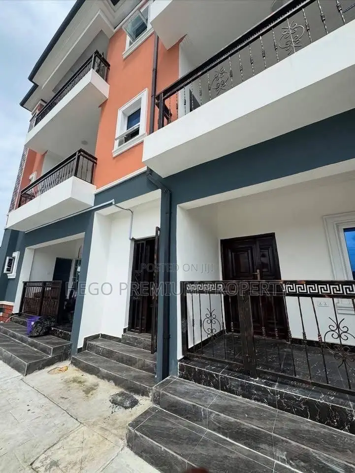 2bdrm Apartment in Eneka Estate for sale in Eneka