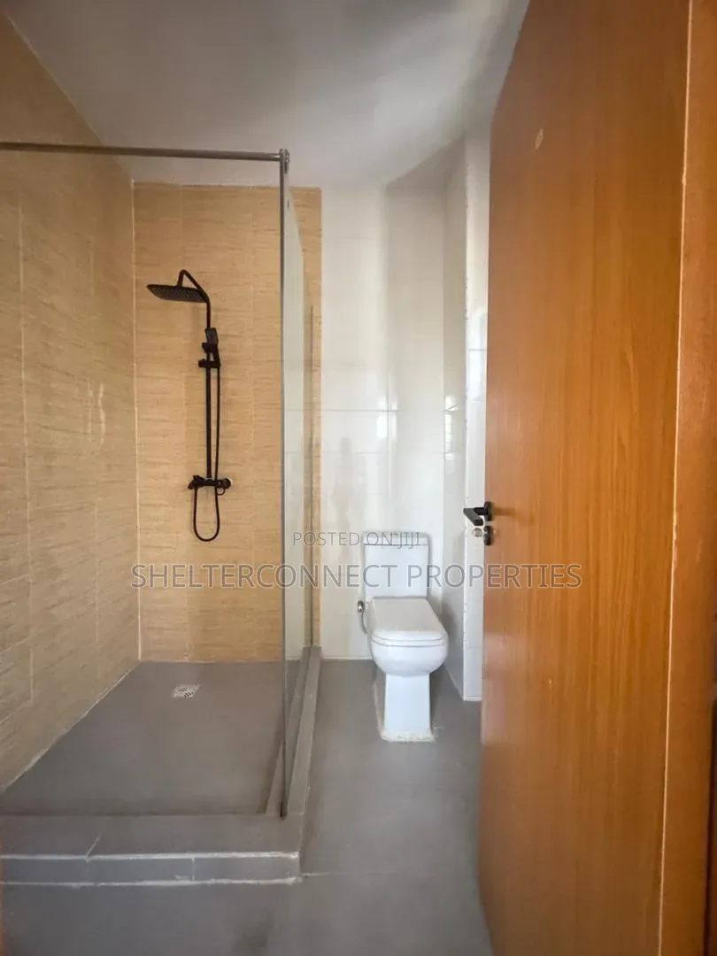 4bdrm Duplex in Ikate for sale in Ikate