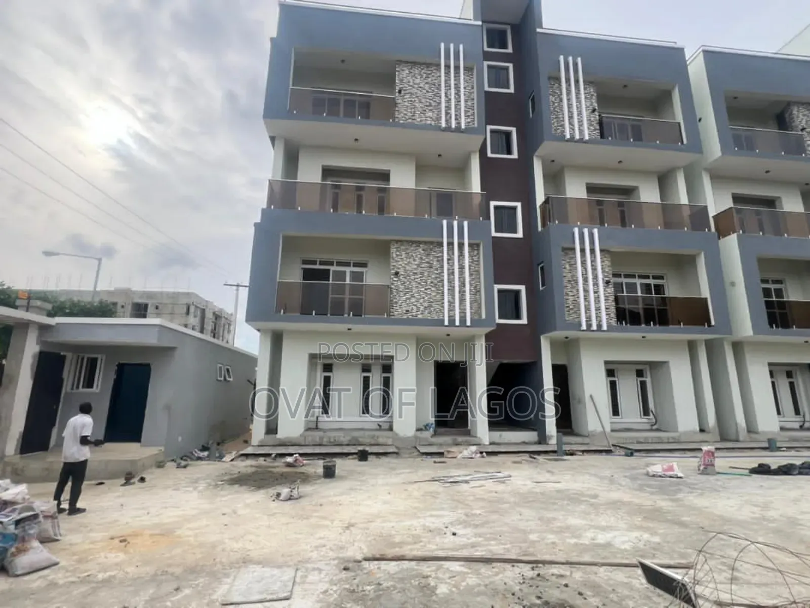 3bdrm Maisonette in Lekki Phase 1 for sale in Lekki Phase 1