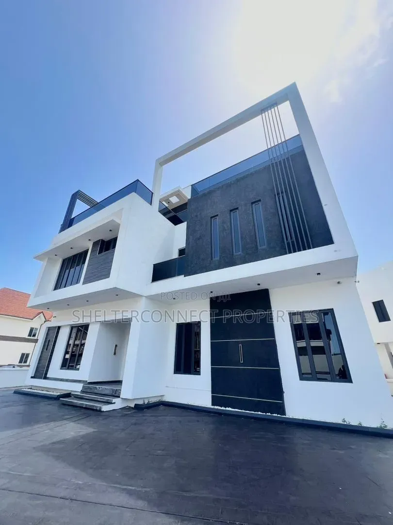 6bdrm Duplex in Osapa london for sale in Osapa london