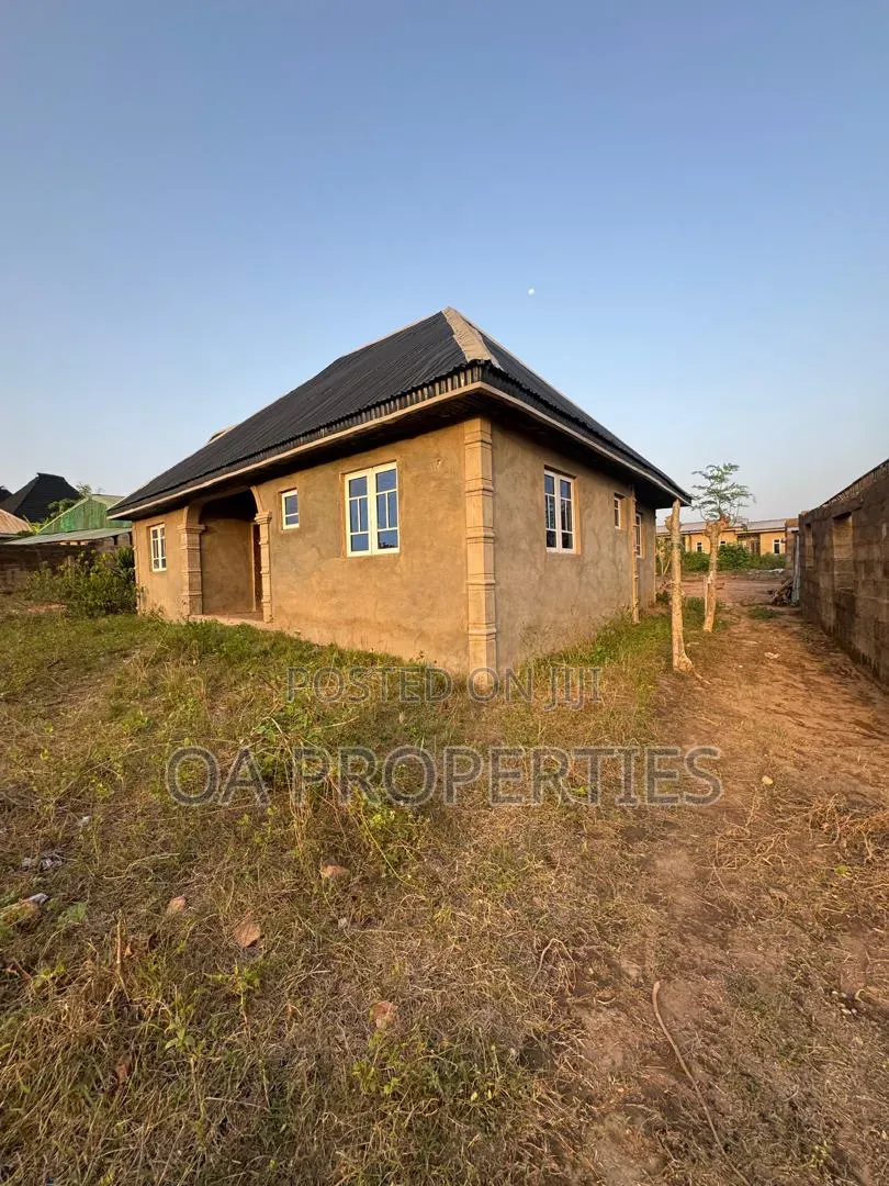 2bdrm Block of Flats in Tose, Moniya Ibadan for sale in Ibadan