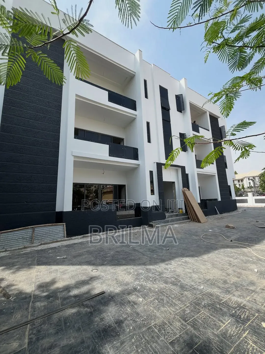 3bdrm Apartment in Wuse 2 for sale in Wuse 2