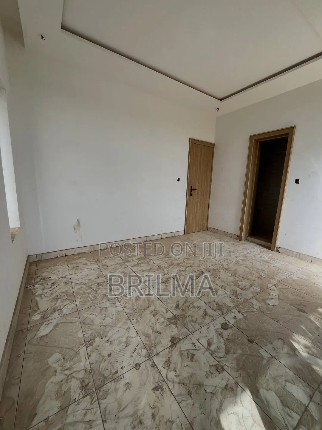 3bdrm Apartment in Wuse 2 for sale in Wuse 2