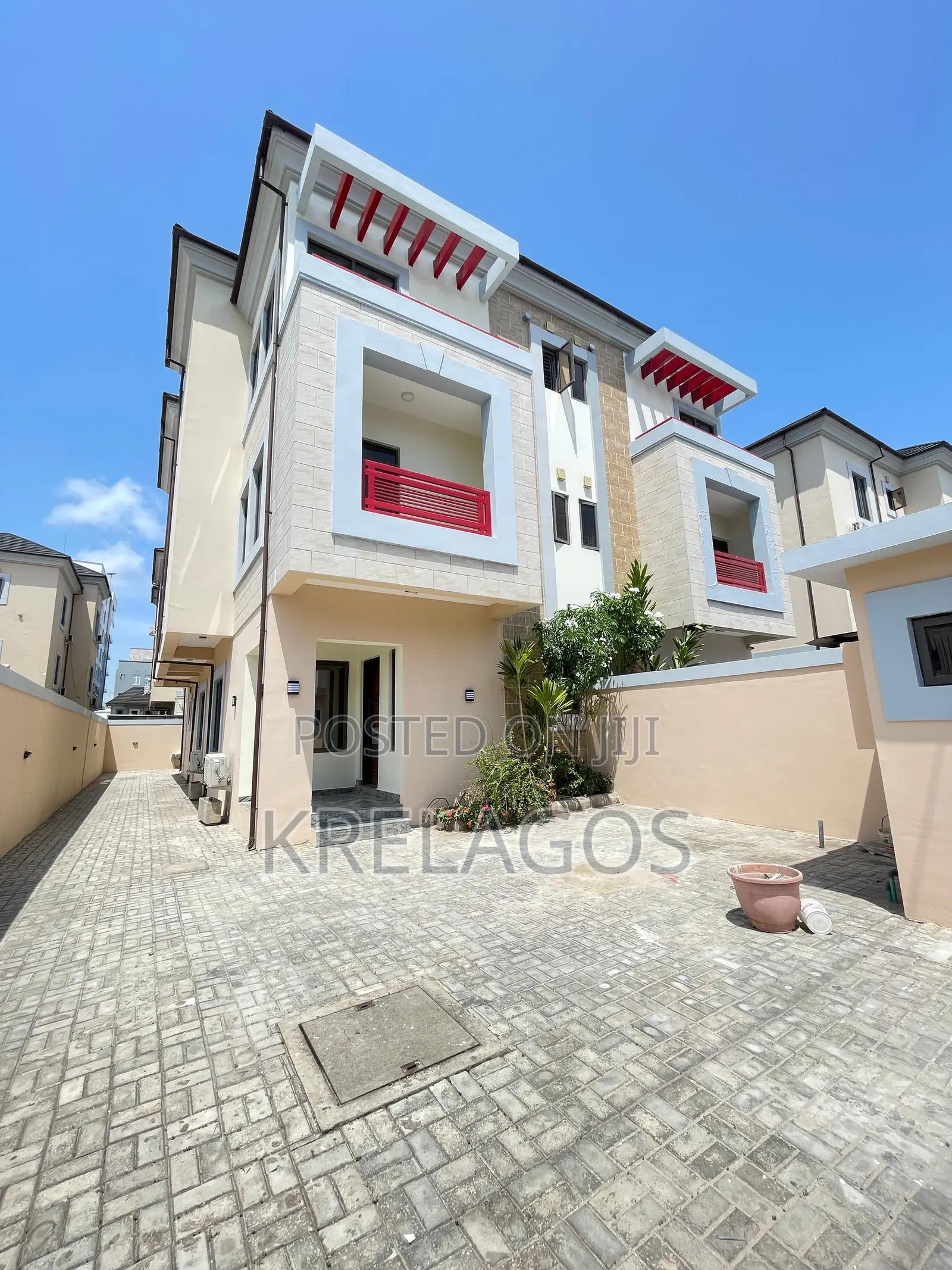 5bdrm Duplex in Off Banana Island, Ikoyi S.W for rent in Ikoyi S.W