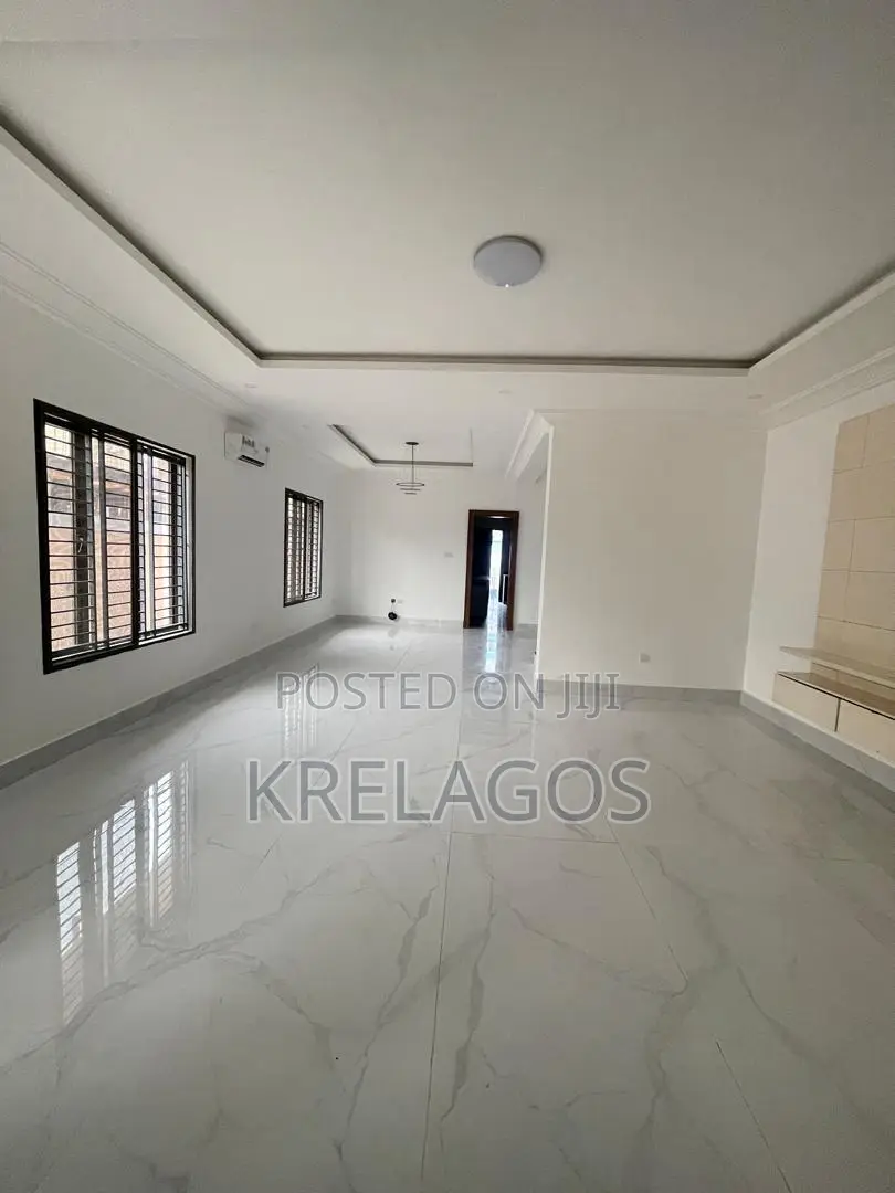 5bdrm Duplex in Off Banana Island, Ikoyi S.W for rent in Ikoyi S.W