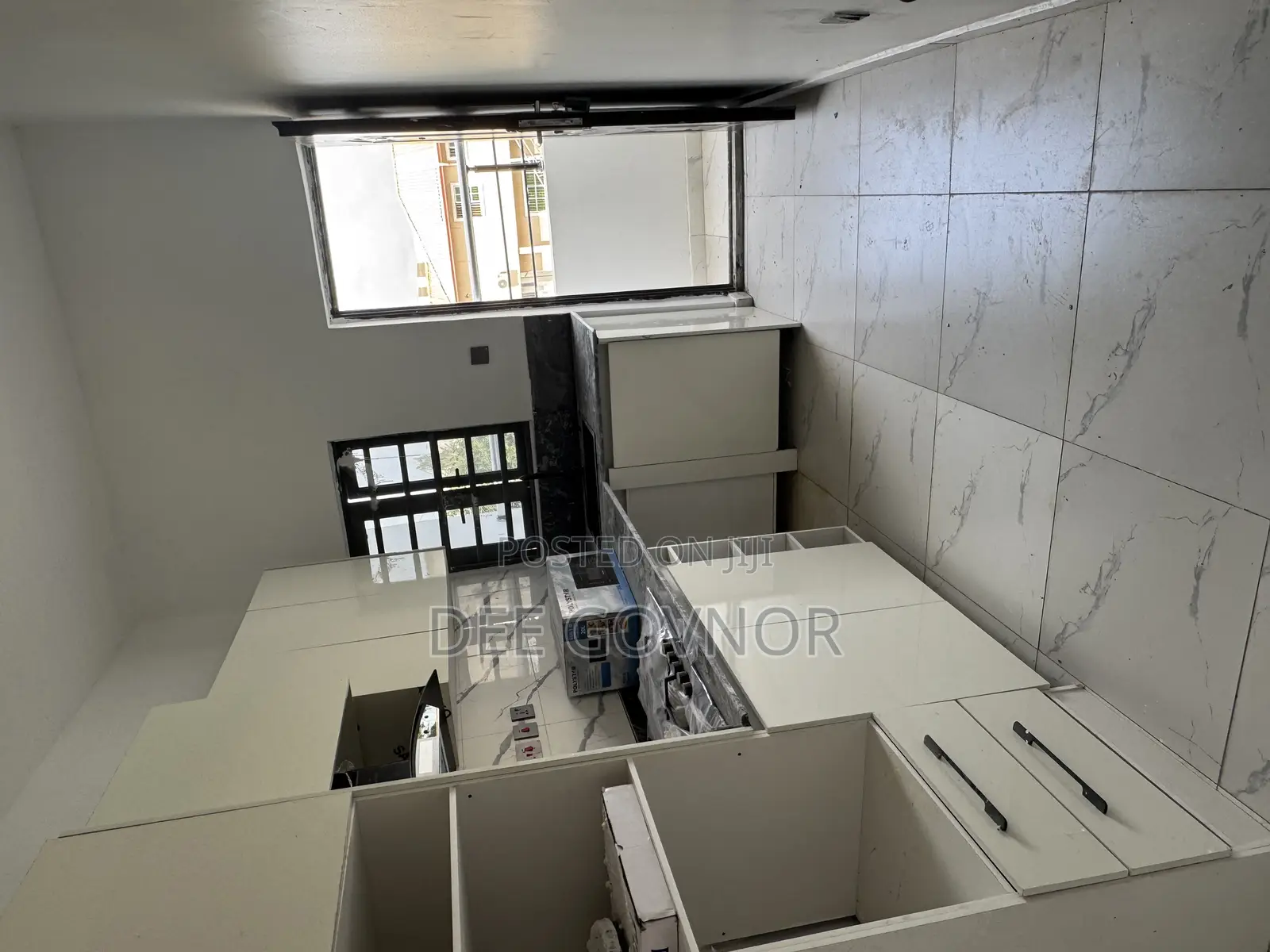 2bdrm Block of Flats for sale in Lagos Island / Lagos Island