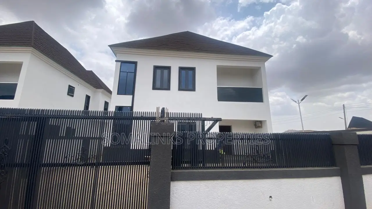 4bdrm Duplex in Somalinks, Sabon Lugbe for sale in Sabon Lugbe