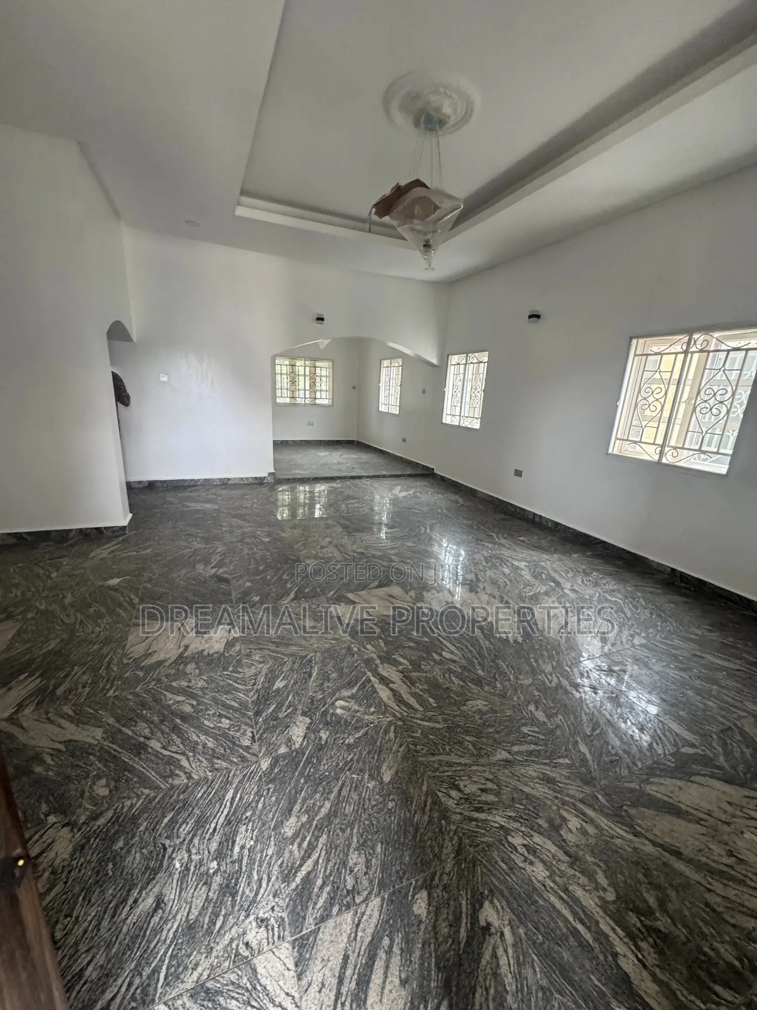 4bdrm Bungalow in Mabglobal, Karsana for rent in Karsana