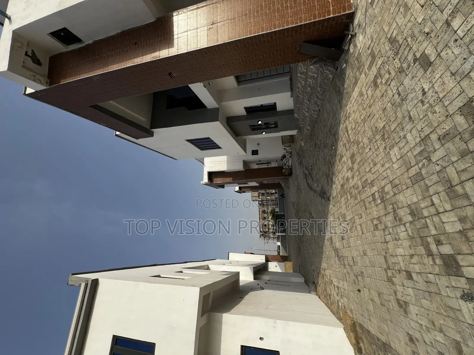 5bdrm Duplex in Guzape District for sale in Guzape District