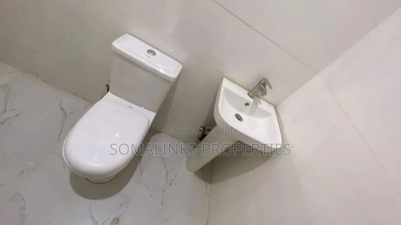 4bdrm Duplex in Somalinks, Sabon Lugbe for sale in Sabon Lugbe