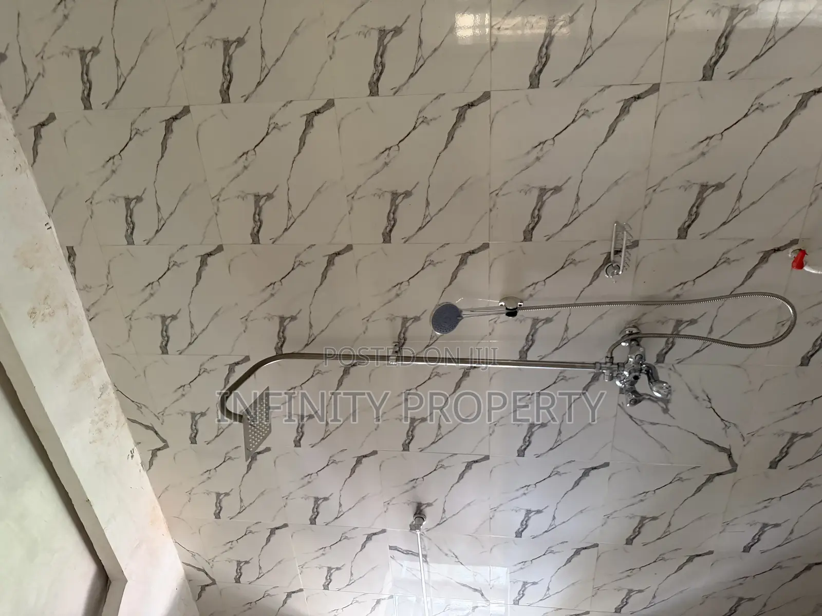 3bdrm Block of Flats in Ihama, Benin City for rent in Benin City