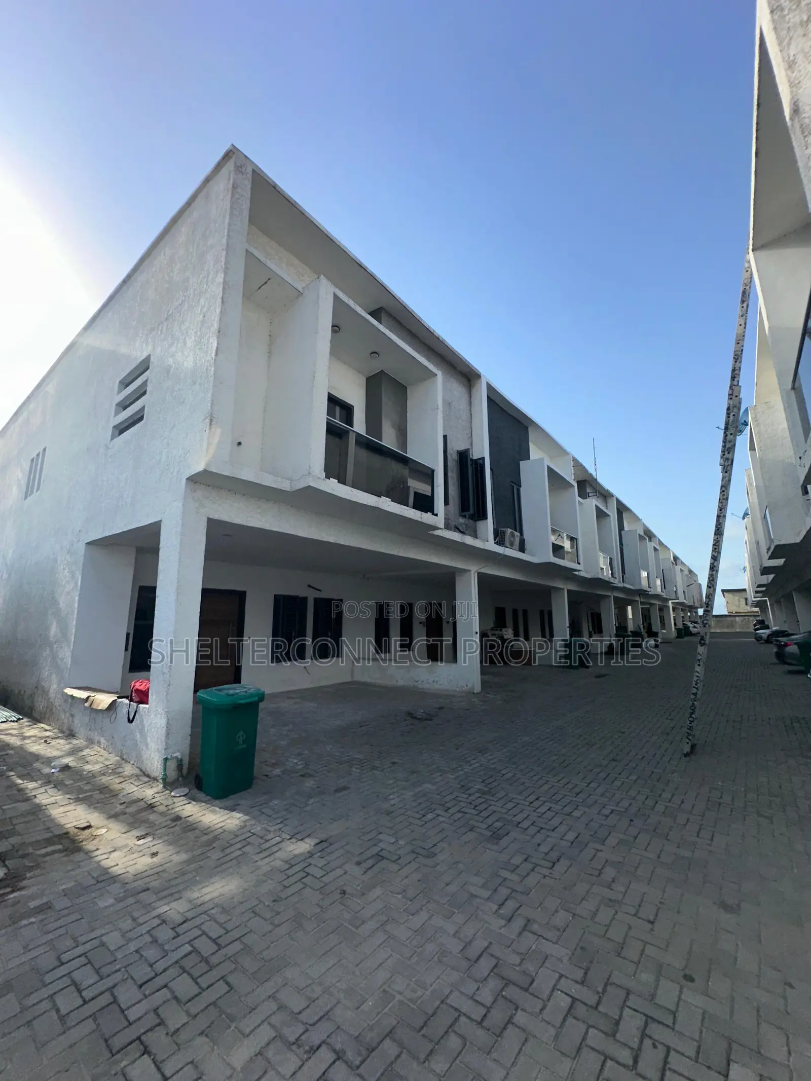 4bdrm Duplex in Orchid Roundabout, Lekki Phase 2 for rent in Lekki Phase 2