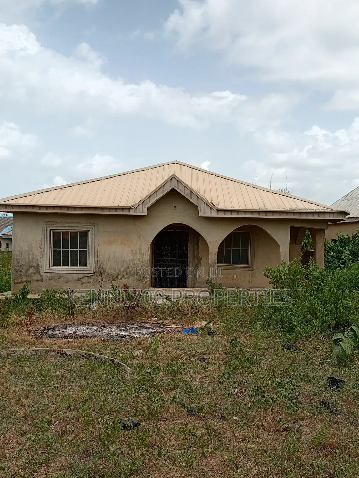 4 Bedroom Carcass Bungalow in Igbogbo Ikorodu for Sale in Igbogbo