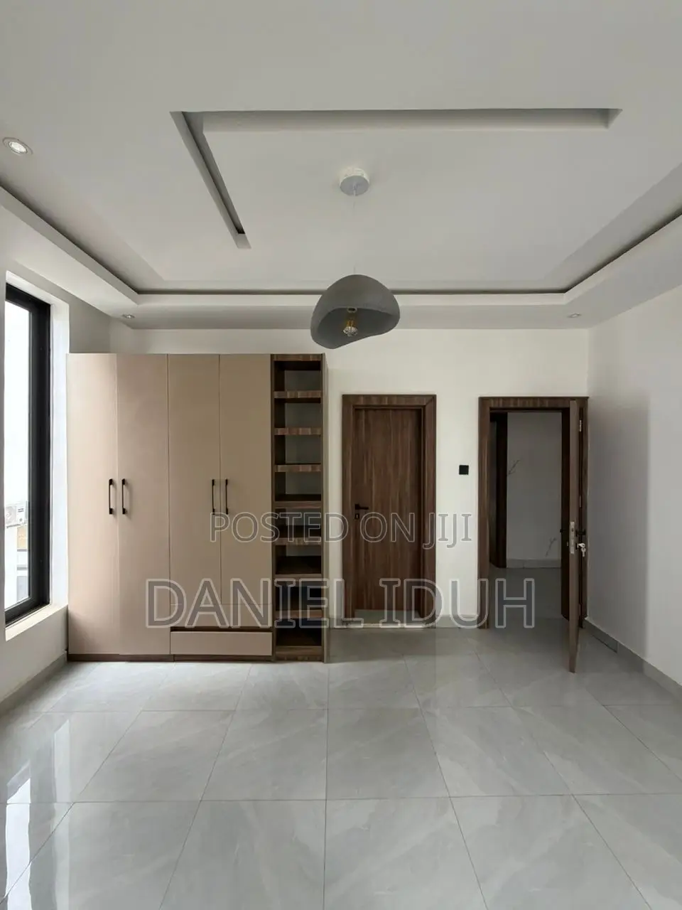 5bdrm Duplex in Apo Resettlement for sale in Apo Resettlement