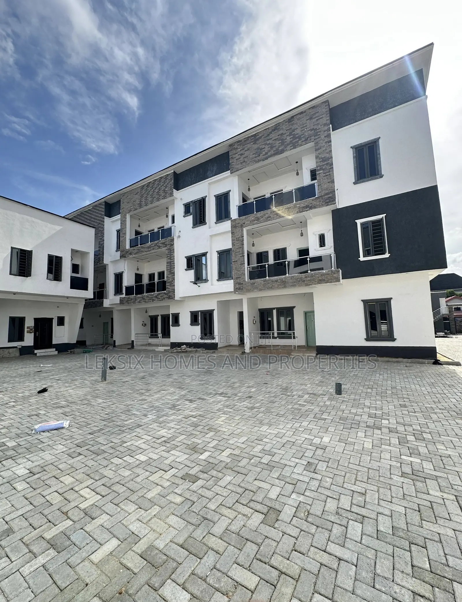 2bdrm Apartment in A Well Secured, Ado / Ajah for sale in Ado / Ajah
