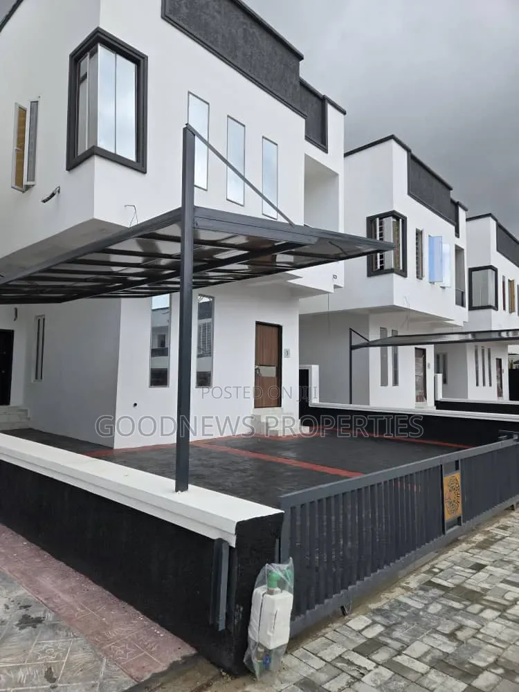 5bdrm Duplex in Curbert Court Lekki, Ajah for sale in Ajah