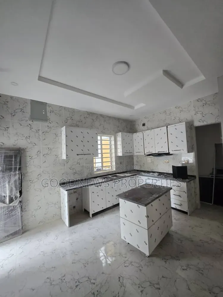 5bdrm Duplex in Curbert Court Lekki, Ajah for sale in Ajah