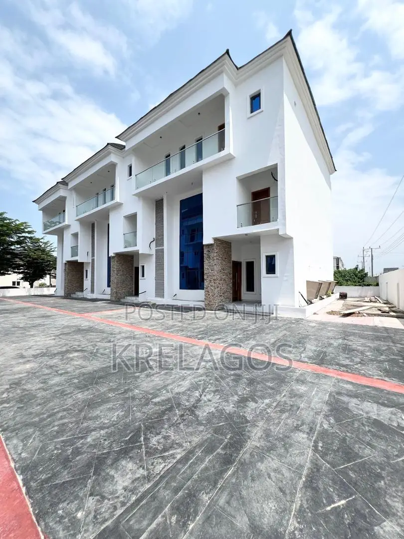 4bdrm Duplex in Orchid, Chevron for sale in Chevron