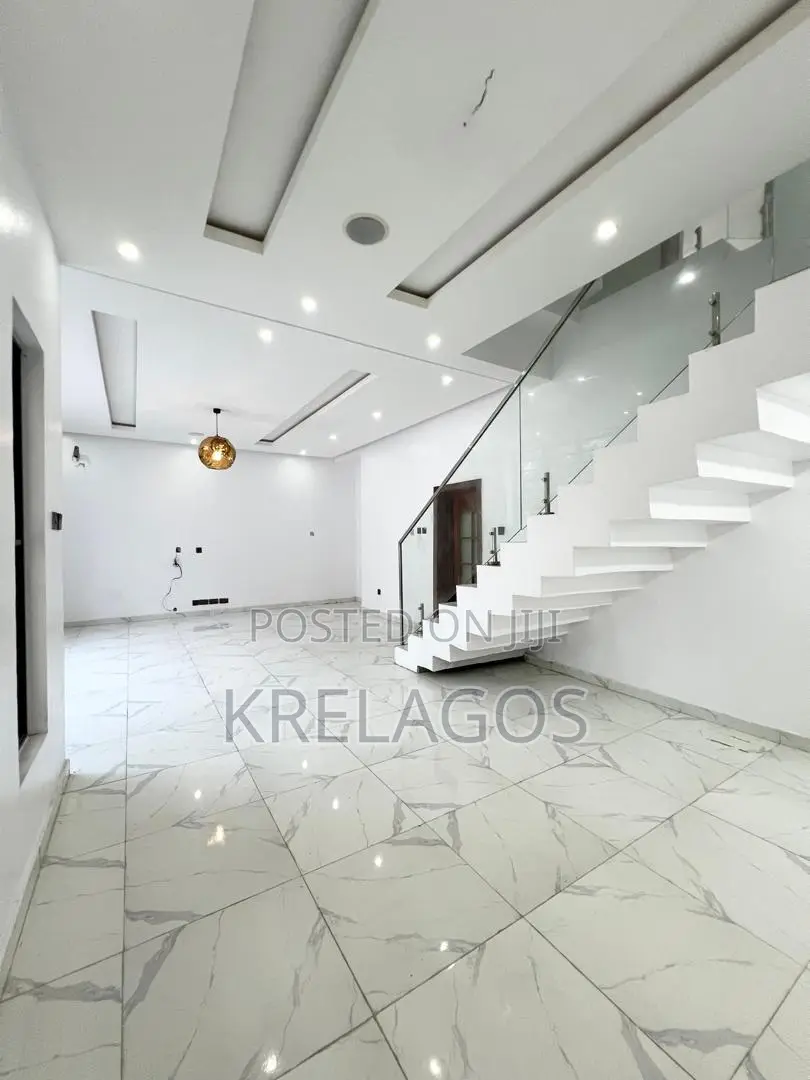 4bdrm Duplex in Orchid, Chevron for sale in Chevron