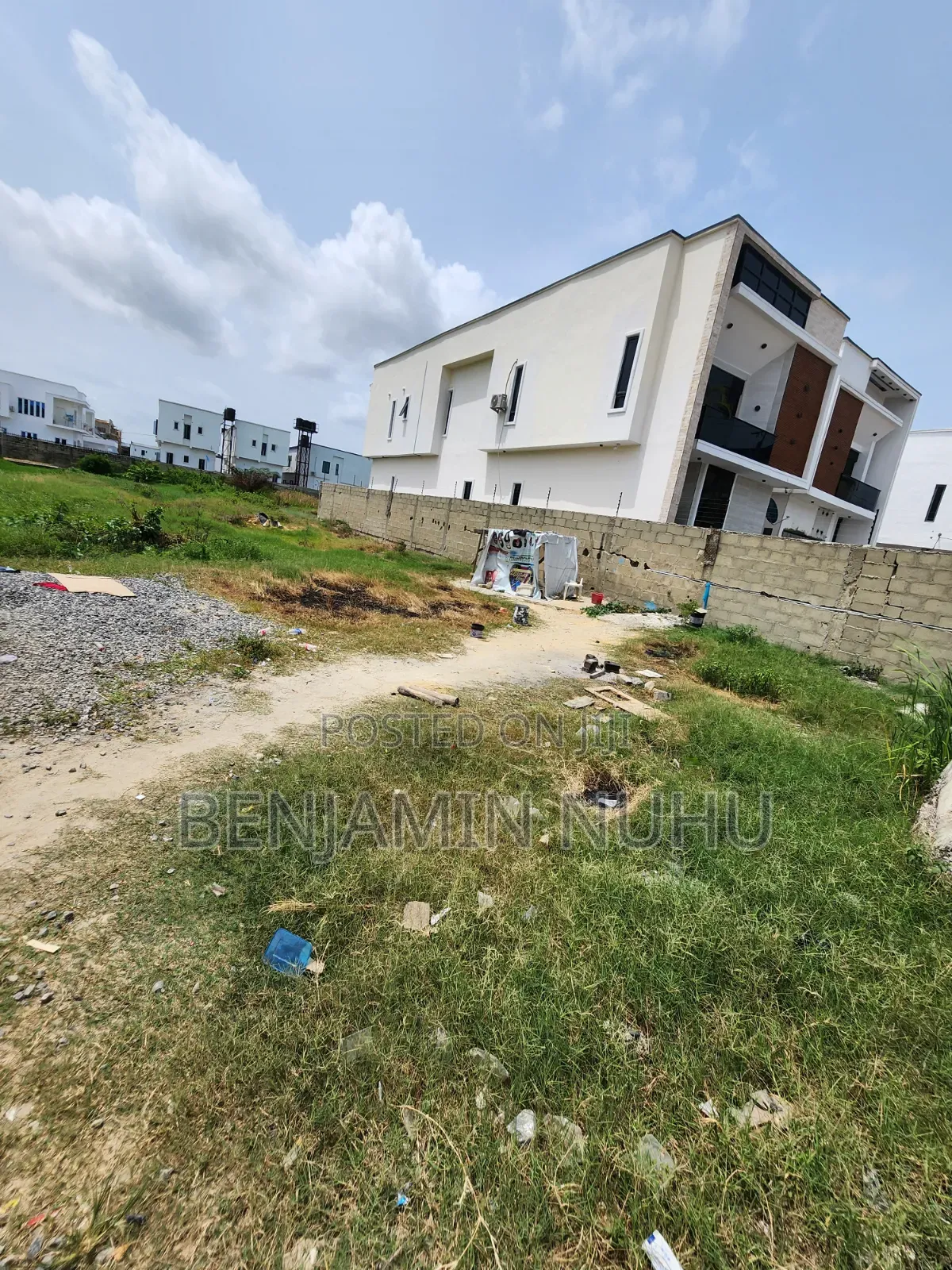 Over 10 Plots of Land for r Plot With Governors Concent in Off Lekki-Epe Expressway