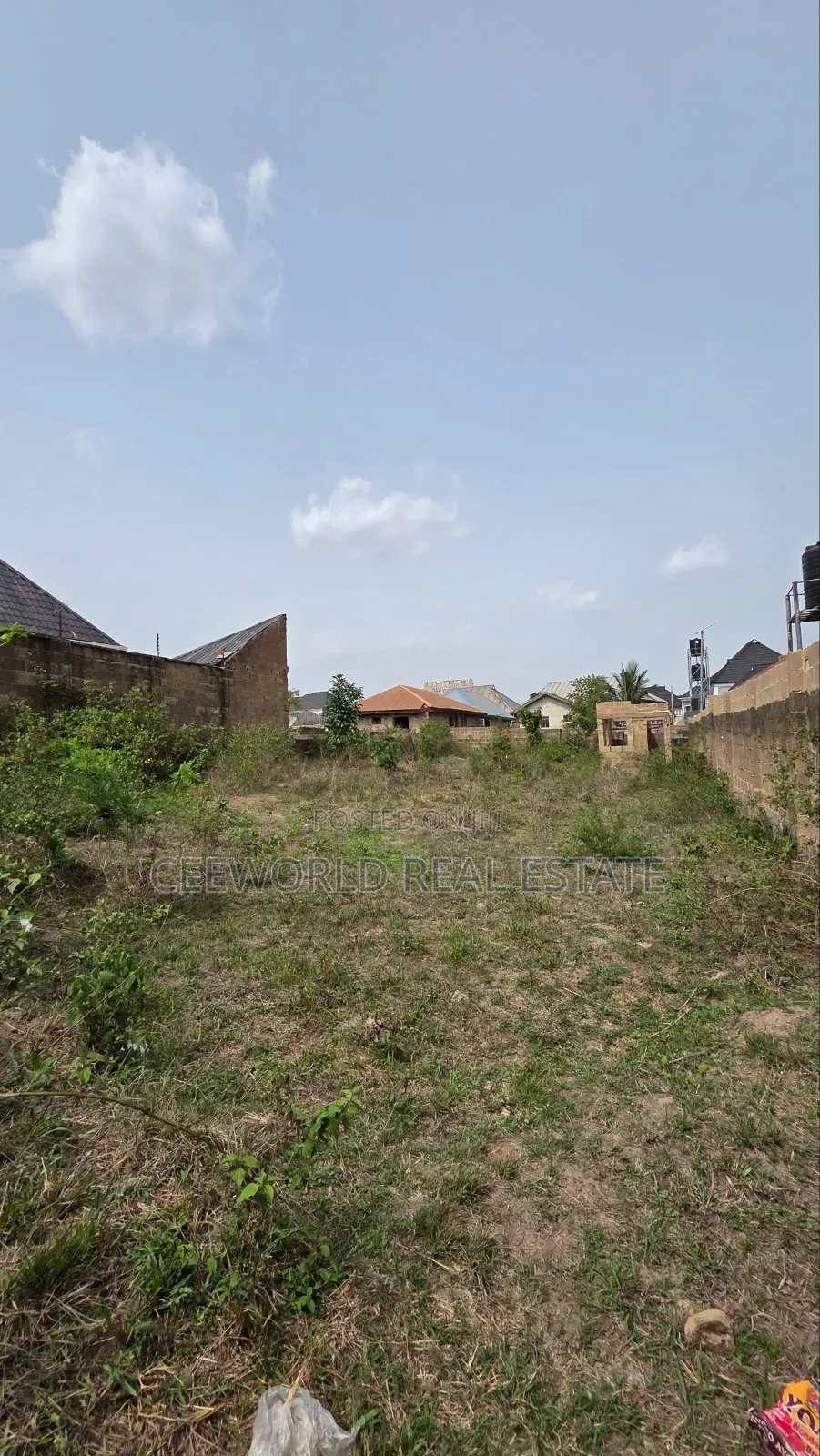 A Standard Plot Of Land At Progressive Estate On A Tarred Road in Akala Express
