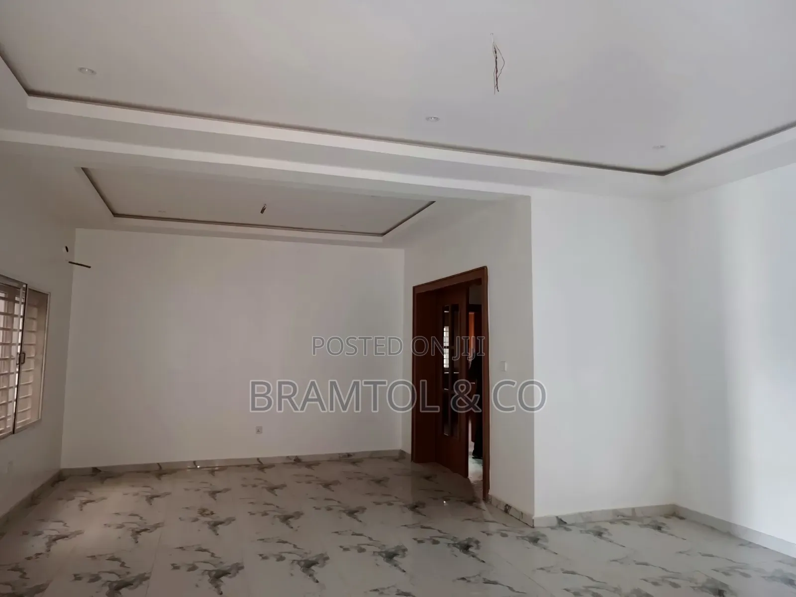 3bdrm Block of Flats in With Bq, Dakibiyu for sale in Dakibiyu